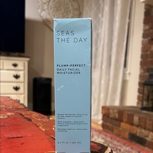 Blue Daily Facial Moisturizer